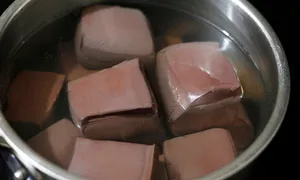 Trụy tim mạch sau 5 ngày ăn tiết lợn